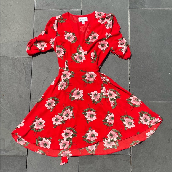 Highline Collective Dresses & Skirts - Highline Collective Floral Wrap Dress Size Small